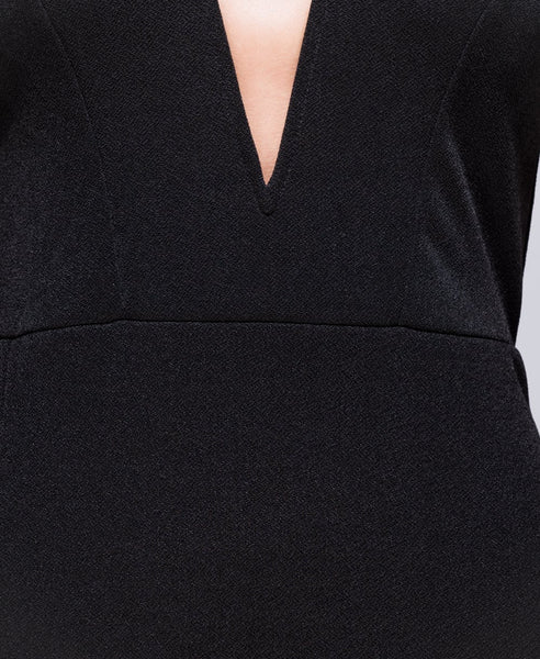 Bella London 'Samia' Black Bardot Off The Shoulders V Neck Dress With Thigh Split. Detail Fabric View